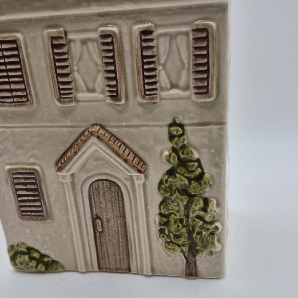 OTAGIRI JAPAN Charming Ceramic House Art Decor CANISTER - Picture 2 of 8